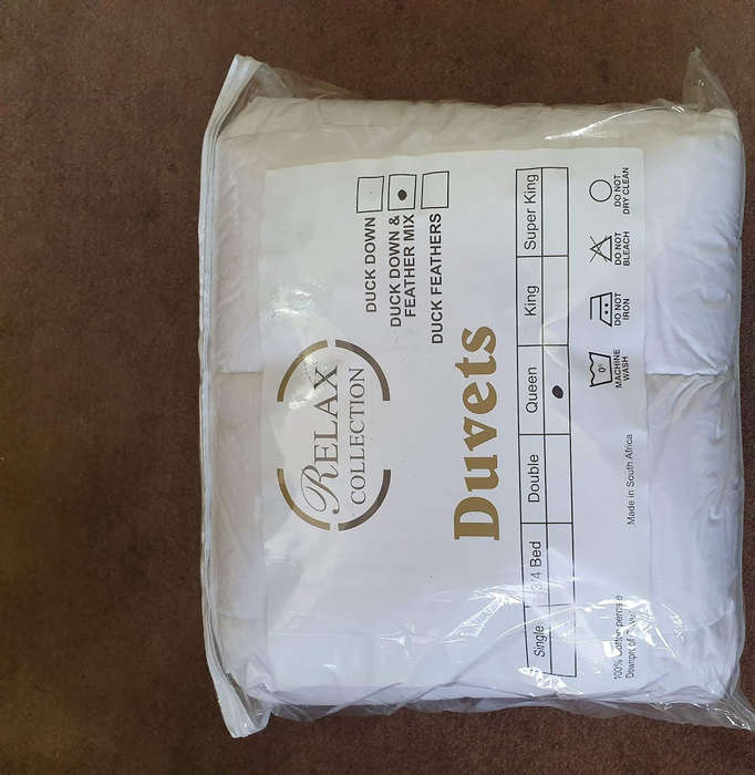 Feather and down duvet inner