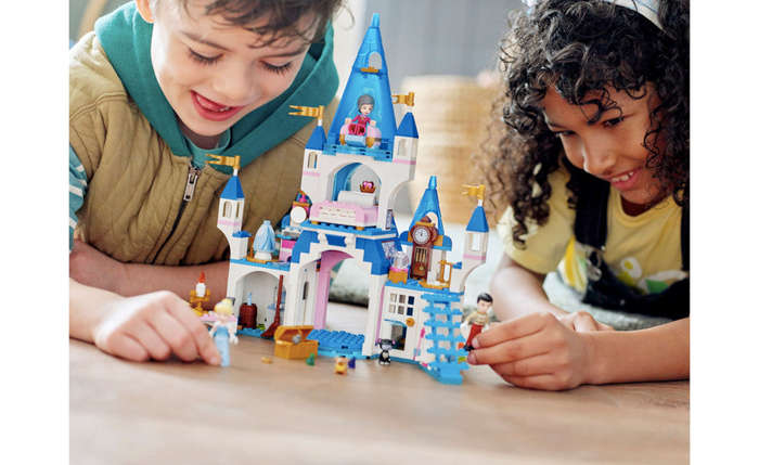 LEGO® 43206 - Disney Princess Cinderella and Prince Charming's Castle