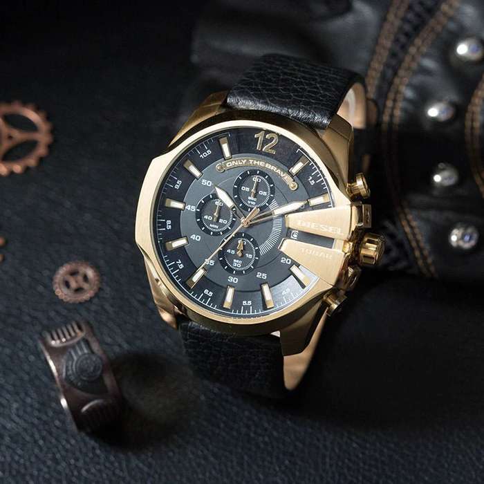 Diesel Mega Chief Gold Round Leather Men's Watch - DZ4344