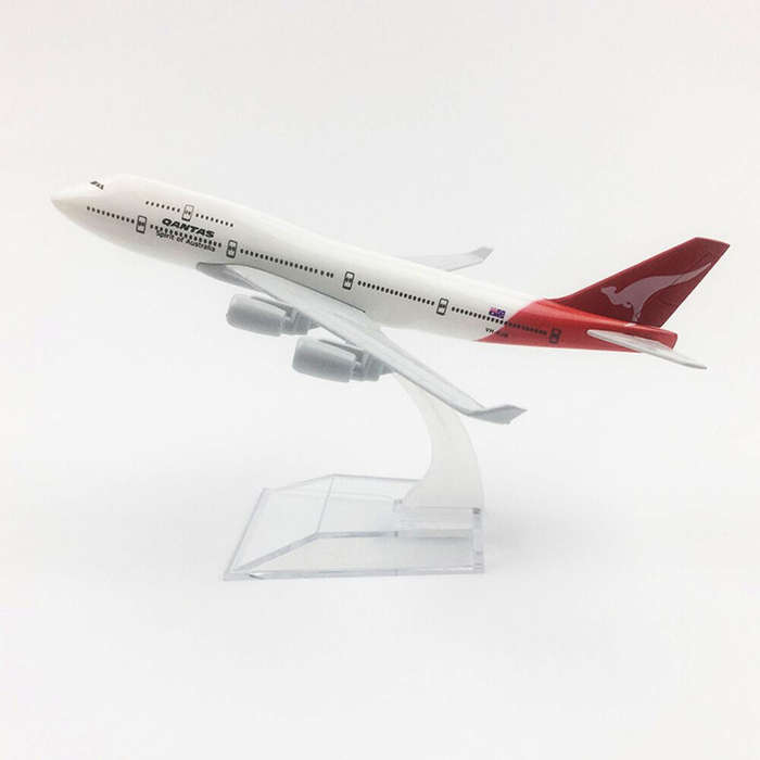 Flight Matter - 16Cm Boeing B747 Qantas (Brand New)