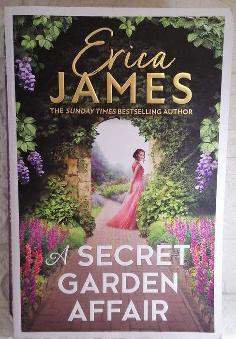 James, Erica - A Secret Garden Affair (Erica James)
