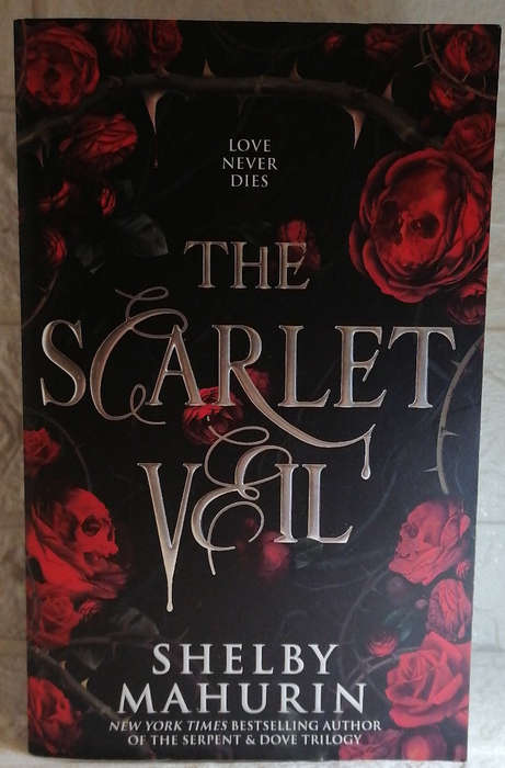 Mahurin, Shelby - The Scarlet Veil (The Scarlet Veil, #1) (Shelby Mahurin)