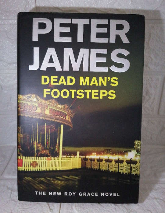 James, Peter - Dead Man'S Footsteps (Roy Grace, #4) (Peter James)