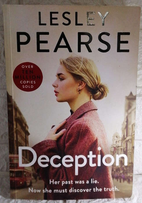 Pearse, Lesley - Deception (Lesley Pearse)