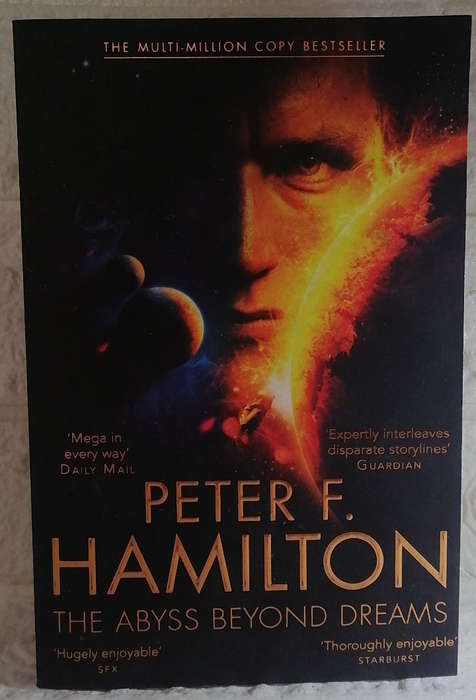 The Abyss Beyond Dreams (Commonwealth: Chronicle of the Fallers, #1) (Peter F. Hamilton)
