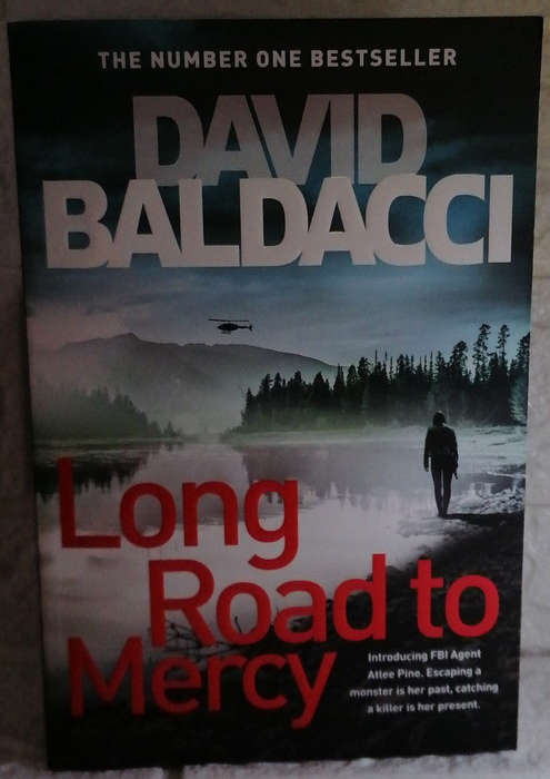 Baldacci, David - Long Road To Mercy (Atlee Pine #1) (David Baldacci)