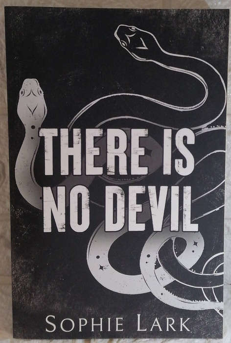 Lark, Sophie - There Is No Devil (Sinners #2) (Sophie Lark)