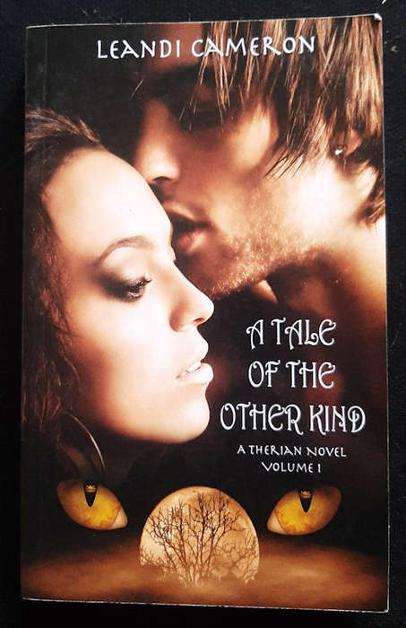 Cameron, Leandri - A Tale Of The Other Kind (Therian #1) (Leandri Cameron)