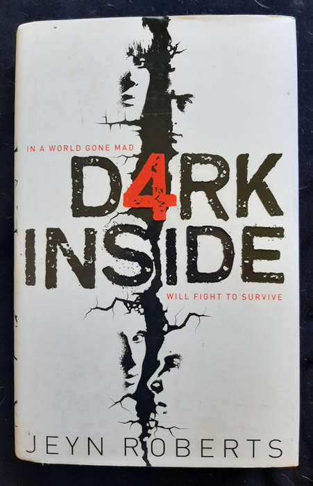 Roberts, Jeyn - Dark Inside (Dark Inside #1) (Jeyn Roberts)
