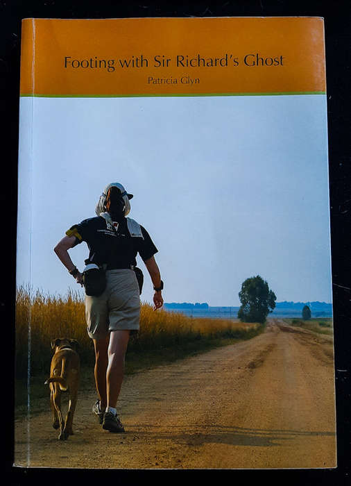 Glyn, Patricia - Footing With Sir RichardS Ghost (Patricia