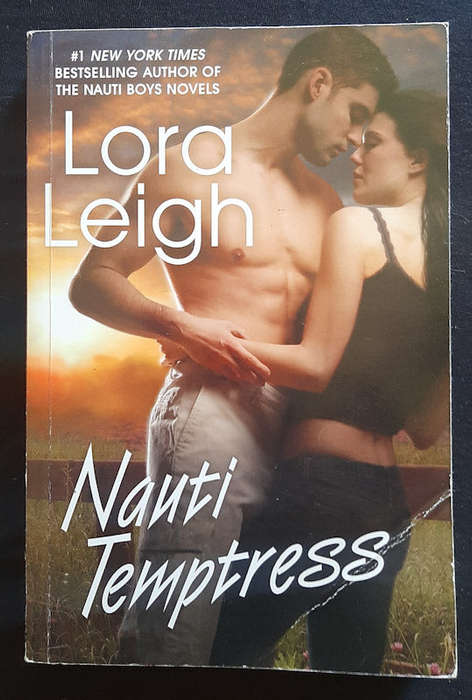 Leigh, Lora - Nauti Temptress (Nauti #6) (Lora Leigh)