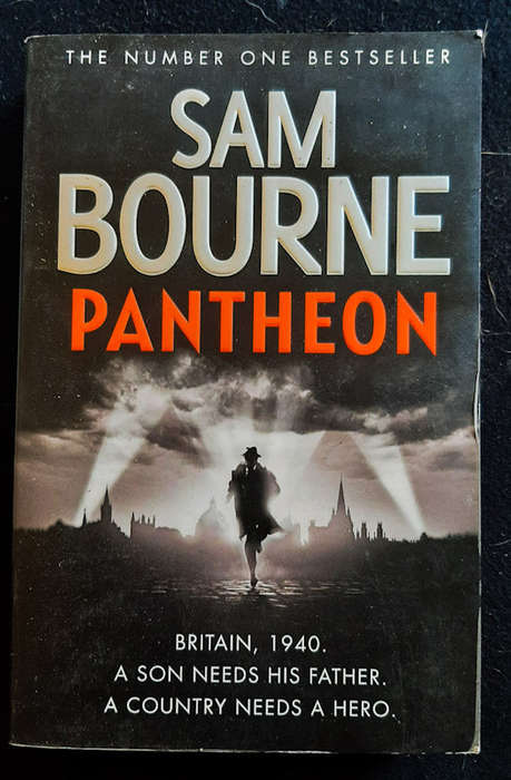 Bourne, Sam - Pantheon (Sam Bourne)