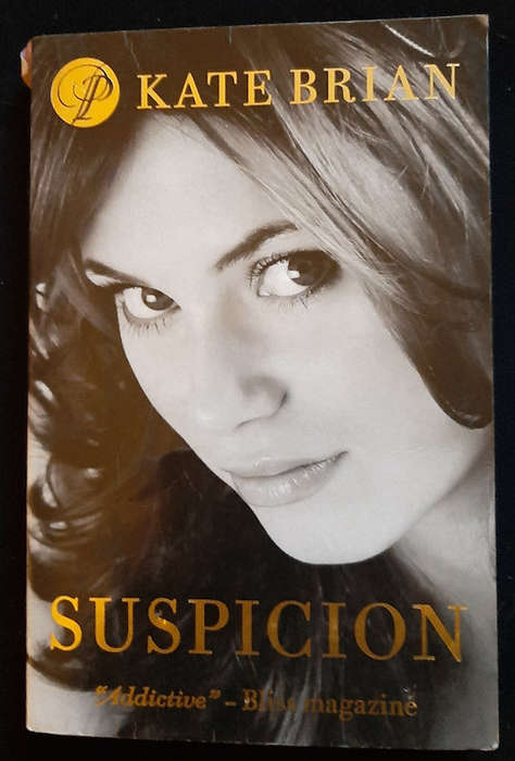 Brian, Kate - Suspicion (Private #10) (Kate Brian)