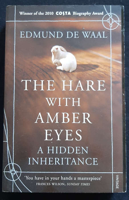 Waal, Edmund De - The Hare With Amber Eyes: A Hidden Inheritance (Edmund De Waal)