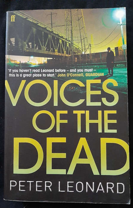 Leonard, Peter - Voices Of The Dead (Harry Levin #1) (Peter Leonard)