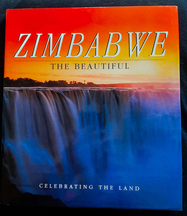 Joyce, Peter - Zimbabwe: The Beautiful (Peter Joyce)