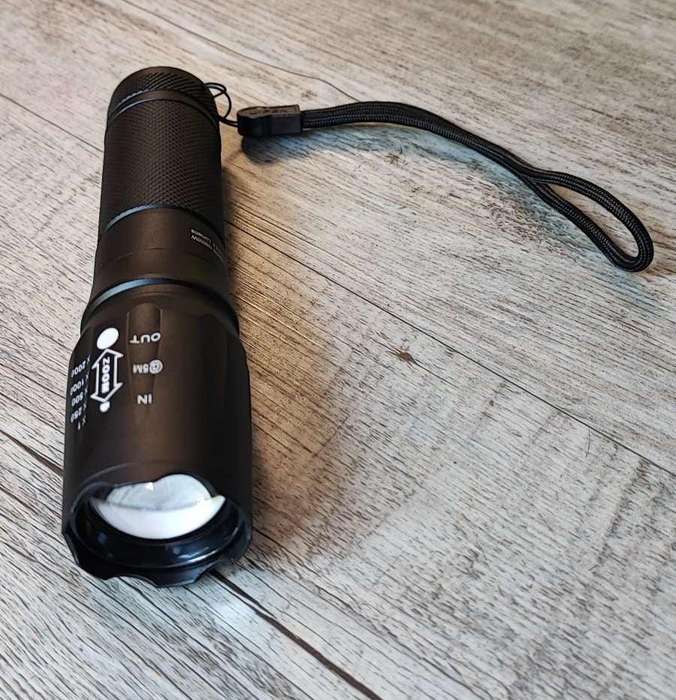 EJC X900 26650 TORCH KIT W/ CHARGERS