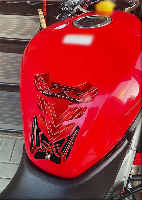 Yamaha Motor Bike Tank Pad. Red and Black Factory Racing R Series Motor Bike Tank Pad Protector.