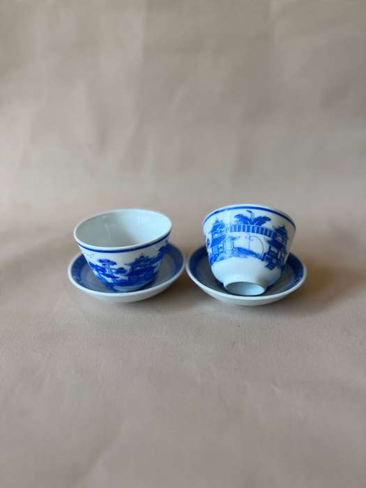 Set of 2 Chinese Cups and Plates