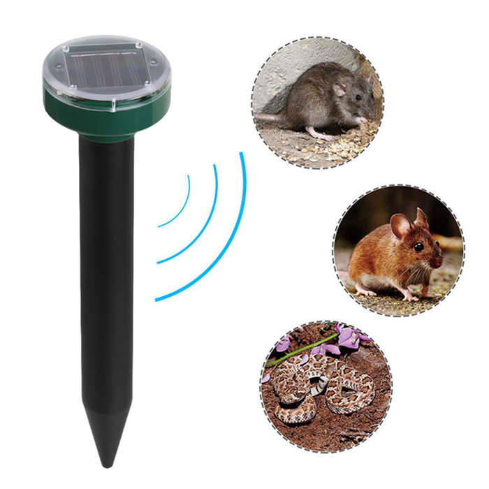 Solar Mole Repellent, Groundhog Repeller Ultrasonic & Solar Powered Animal Repellent for Lawn Garden