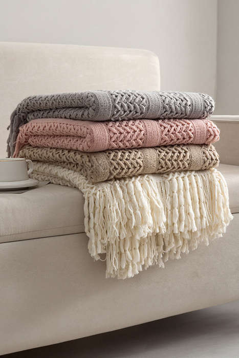 Dusty Pink Fashion Texture Design Tassel Trim Blanket