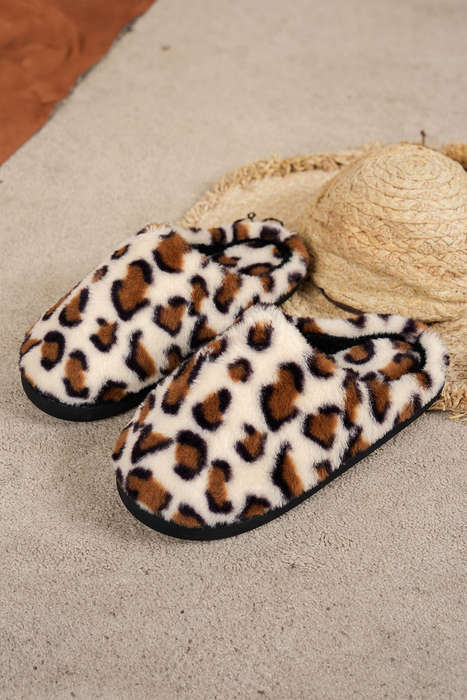 Coffee Leopard Plush Round Toe Flat House Slippers