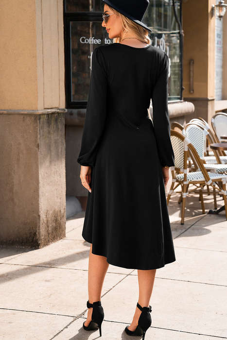 Black Solid Color Ruched Detail Long Sleeve Midi Dress