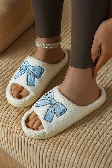 Light Blue Bow Embroidered Open Toe Plush Slippers