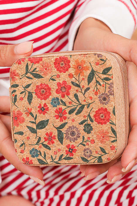 Camel Retro Floral Print Portable Square Jewelry Box