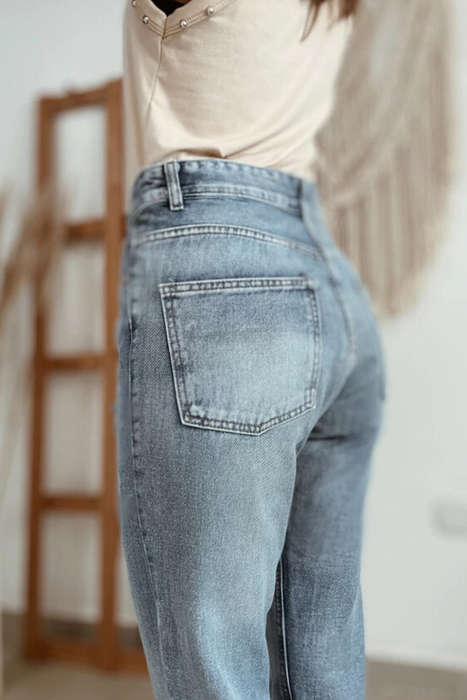 Beau Blue Slightly Distressed Ankle-length Straight Jeans