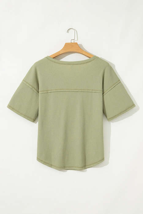 Green Exposed Seam Half Sleeve Knitted V Neck Textured Top