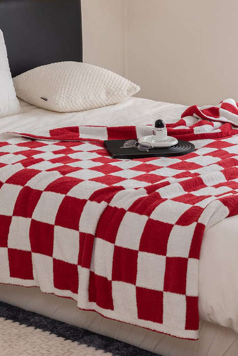Fiery Red Plush Checkered Print Sofa Blanket 127*152cm