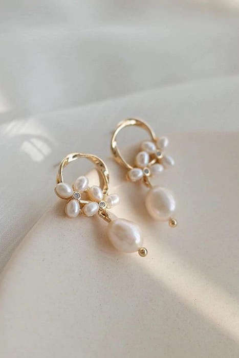 Gold Plated Hoop Pearl Casual Wear Stud Earring