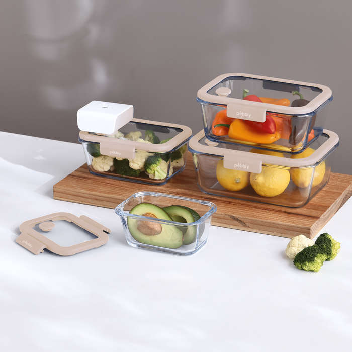 Pebbly 5 Piece Set: 4 Rectangular Glass Storage Boxes & Air Vacuum Pump