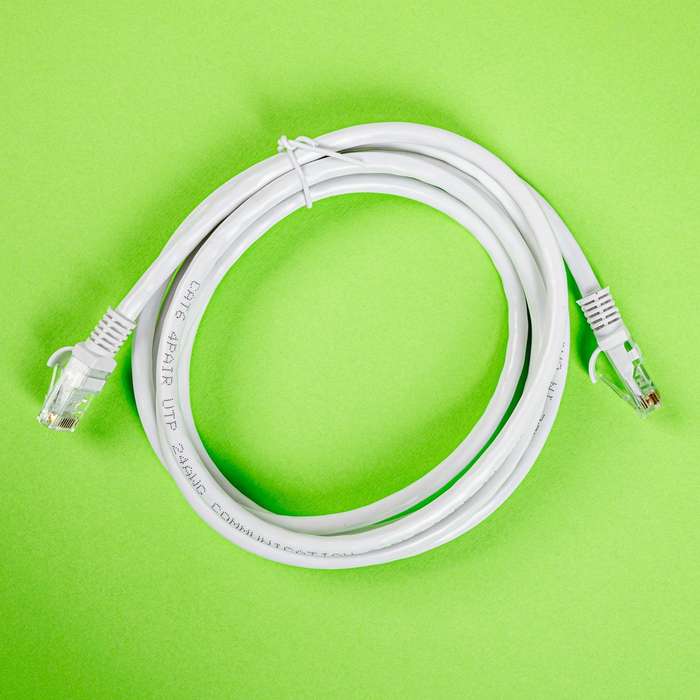 Gizzu Cat6 UTP Fly Lead Ethernet Network Cable 2m  White