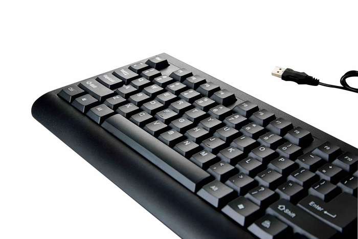 RCT 104 Key USB Keyboard - Wired