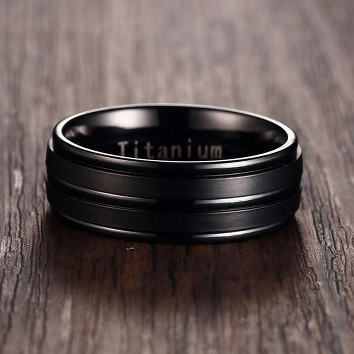 Dhia Black Titanium Ring