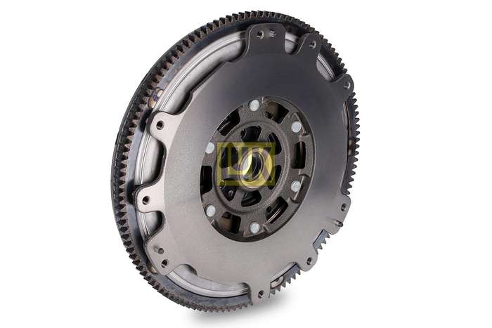 Dual Mass Flywheel Nissan X-Trail 2.5 4X4 Qr20De,Qr25De (415 0153 10)