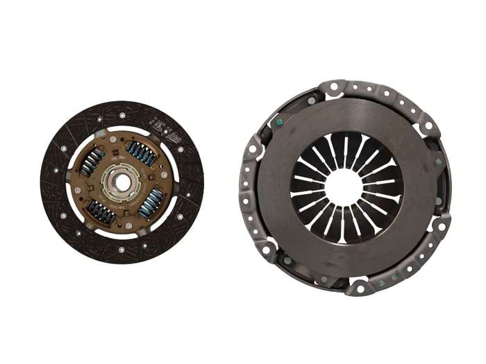 Clutch Kit Nissan Almera Livina Grand Livina Note Juke Qashqai Hr15De Hr16De VALEO NS31PHC
