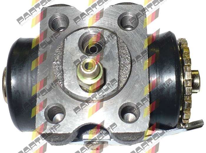 Wheel Cylinder Toyota Dyna 150 3.0D Ly212 2000-01 (Front Discs) (Dual Rear Tyres) (Right Fore) WC...