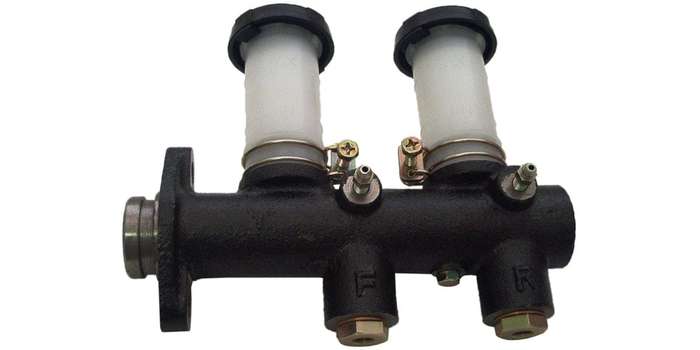 Brake Master Cylinder Nissan Patrol 60 4X4 (73-77)(Tandem Bmc)