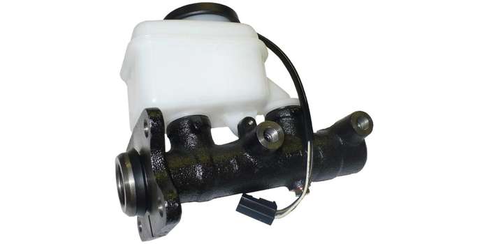 Brake Master Cylinder Toyota Hi-Lux 2.4 Rn105, Rn106, Rn110 (89-91)(Could Also Fit 2.2 (89-93)