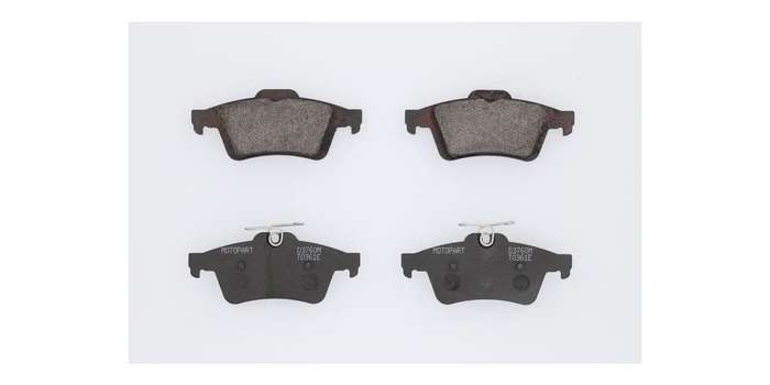 Brake Pads Cadillac Bls Citroen C5 Ford Figo Focus I Ii Kuga.Tourneo Transit Mazda 3 5 Renault La...