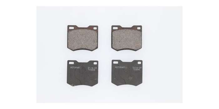 Brake Pads Chev 1900 2500 Ascona Chevair Commodore Valiant Colt Galant Capri Escort (SET)  (D174-1M)