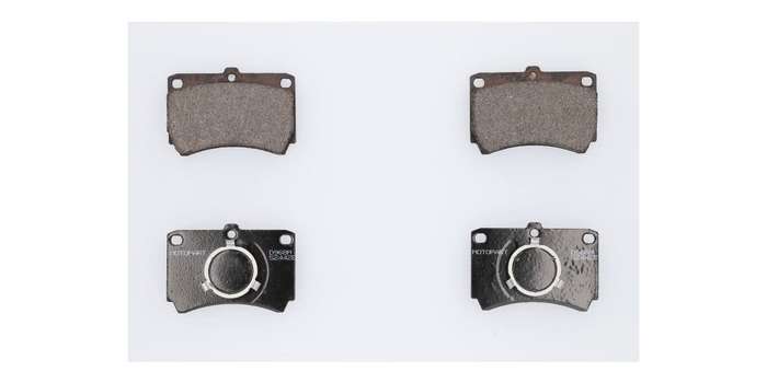 Brake Pads Ford Laser Meteor Bantam Kia Rio Mazda 323 Rustler (SET)  (D968M)