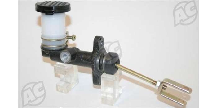 Clutch Master Cylinder Isuzu Kb/Tr (ISU301)