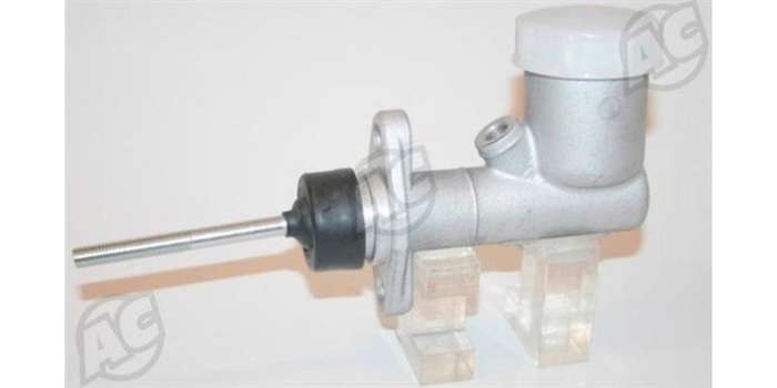 Clutch Master Cylinder Landrover (LEY301)