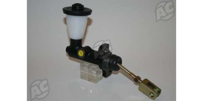 Clutch Master Cylinder Toyota Landcruiser (TOY311)