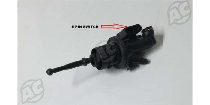 Clutch Master Cylinder Vw Passat B6 (VW316)