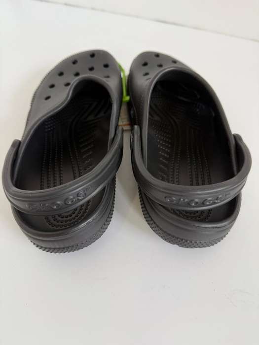 Crocs Classic Black Clog - M UK 7 - W UK 9